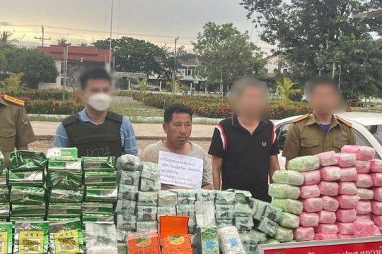 Bắt kẻ vận chuyển 209kg ma túy từ 'tam giác vàng' về gần biên giới Việt Nam