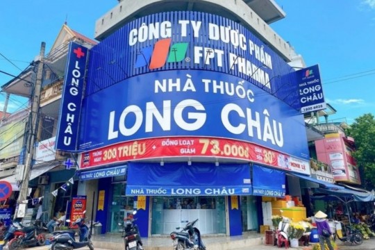 Chủ chuỗi nhà thuốc Long Châu và FPT Shop lãi gấp 30 lần