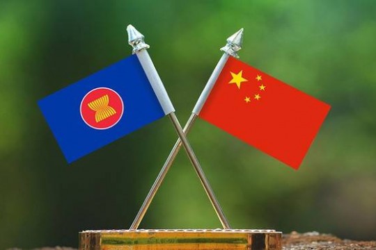 Trung Quốc tăng cường quan hệ kinh tế với ASEAN