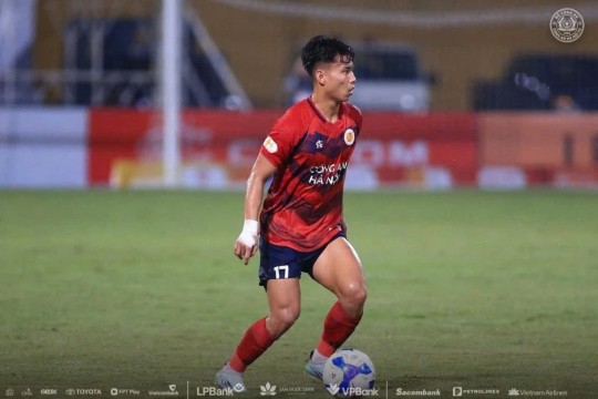 Ngả mũ trước đẳng cấp của Vũ Văn Thanh trong chiến thắng Lion City 5-0